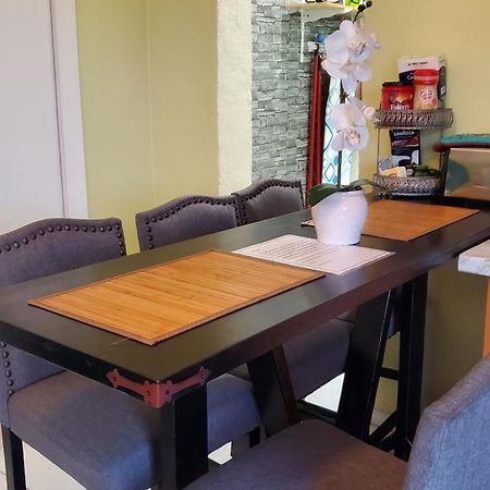 Eastwood Escape Hotel Nassau Bagian luar foto